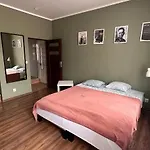 Na Everescie W Scislym Centrum Ul Dworcowa 10 Parking Gratis! *